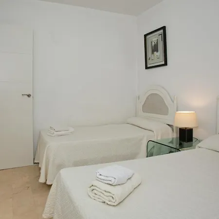 Front Sea View On Marbella's Promenade Apartment *